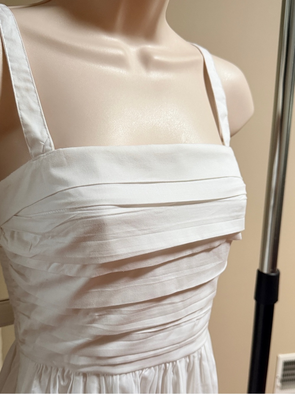 White Sleeveless Pleated Bodice Maxi Dress - Picture 3 of 4